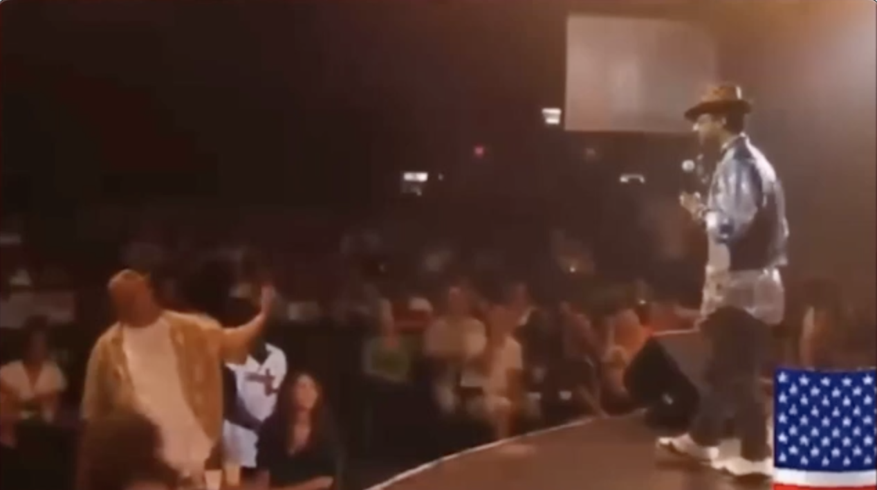 Katt Williams obliterates a Mexican heckler.
