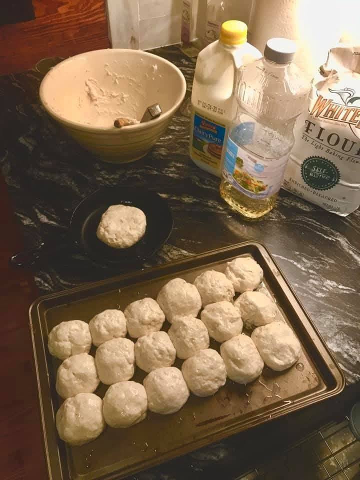 Yonker biscuits (recipe.)